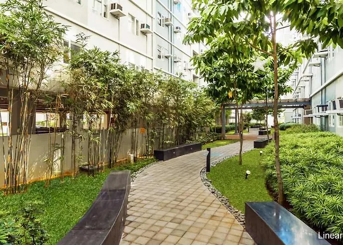 1br With Pool, Netflix, Karaoke, Toiletries By Tdp Staycation